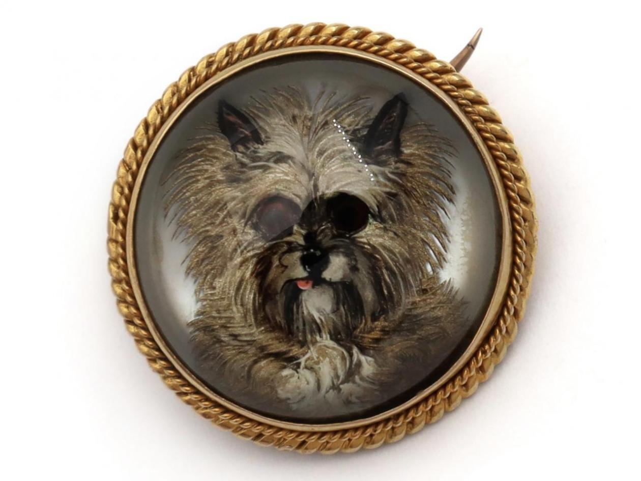 Antique Essex Crystal Terrier Dog Brooch in Yellow Gold