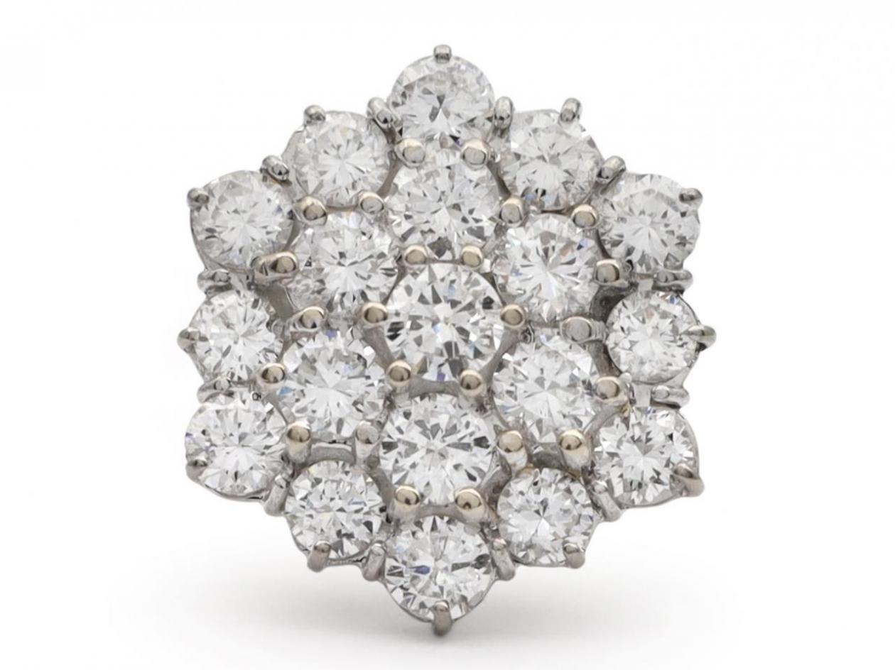 Vintage 7.00ct Diamond Cluster Ring in 18kt White Gold