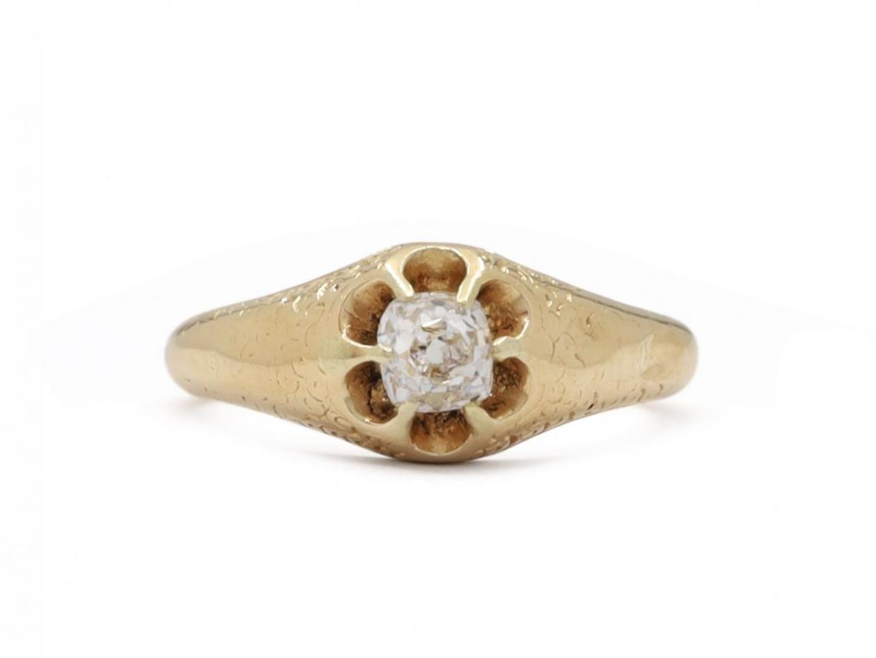 Antique 0.20ct Old Mine cut diamond solitaire ring in gold