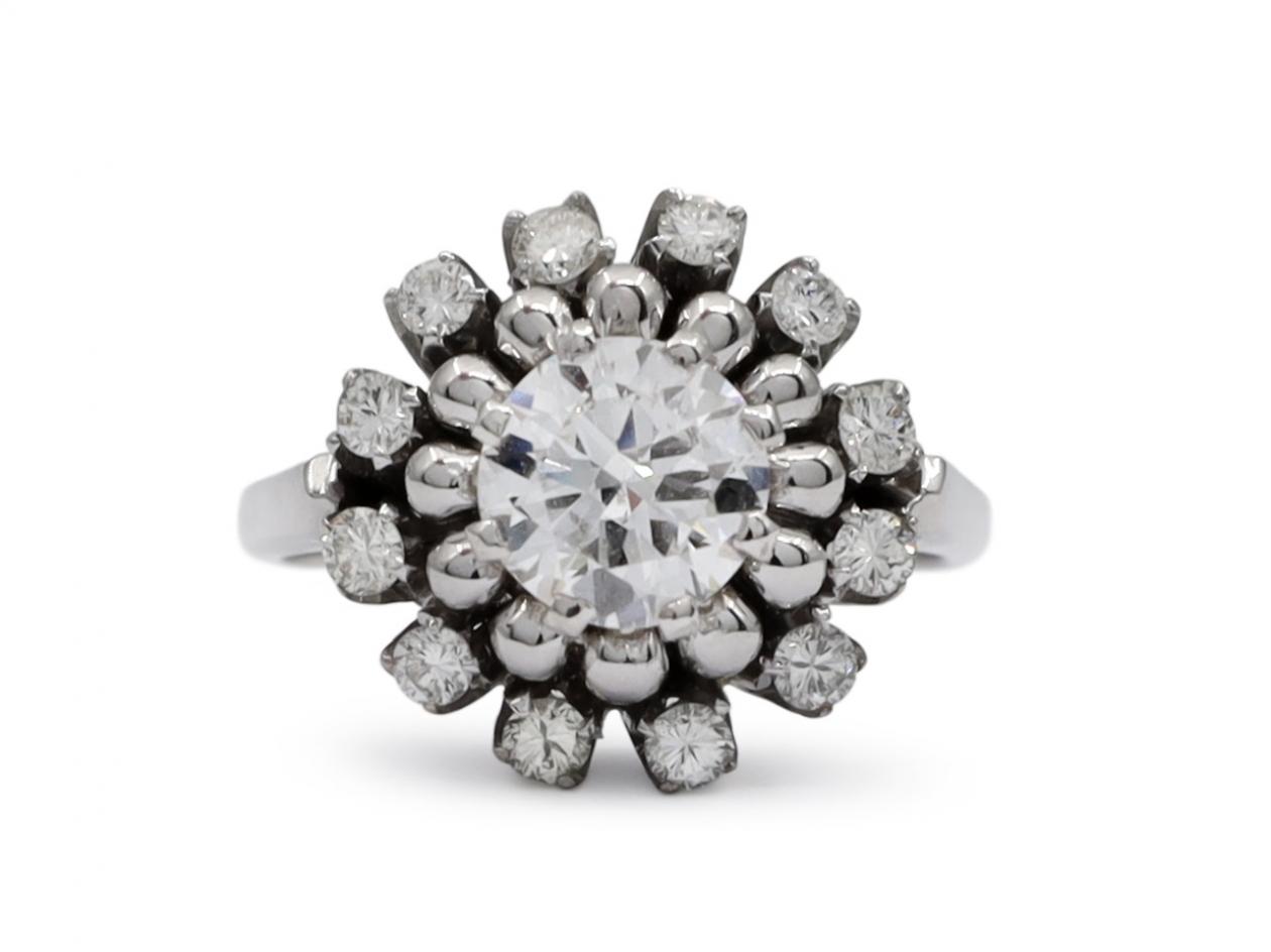 Vintage Italian 0.83ct round brilliant cut diamond cluster ring