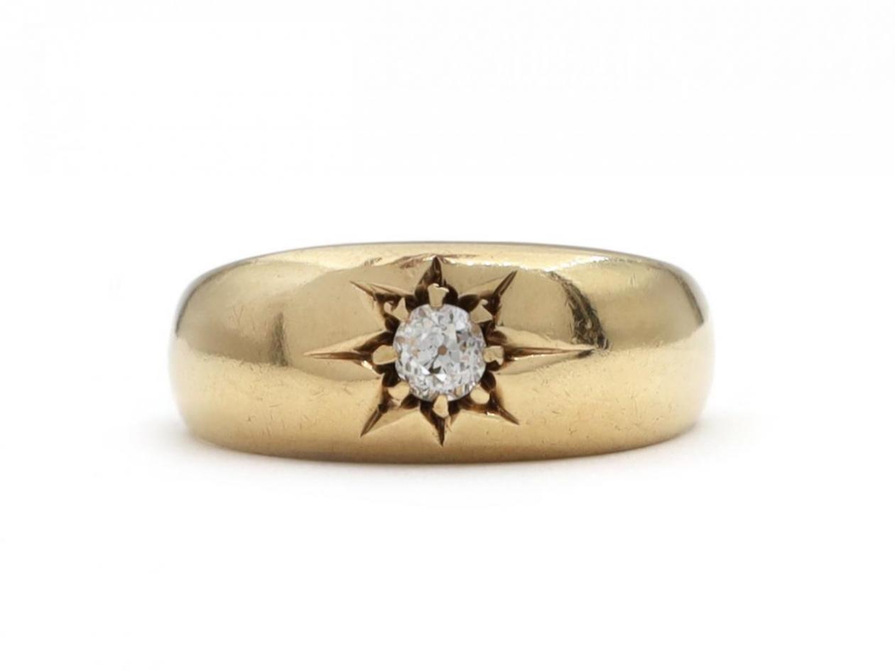 1901 antique diamond gypsy ring in 18kt yellow gold