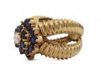 Retro diamond and sapphire crossover cluster ring in 18kt yellow gold
