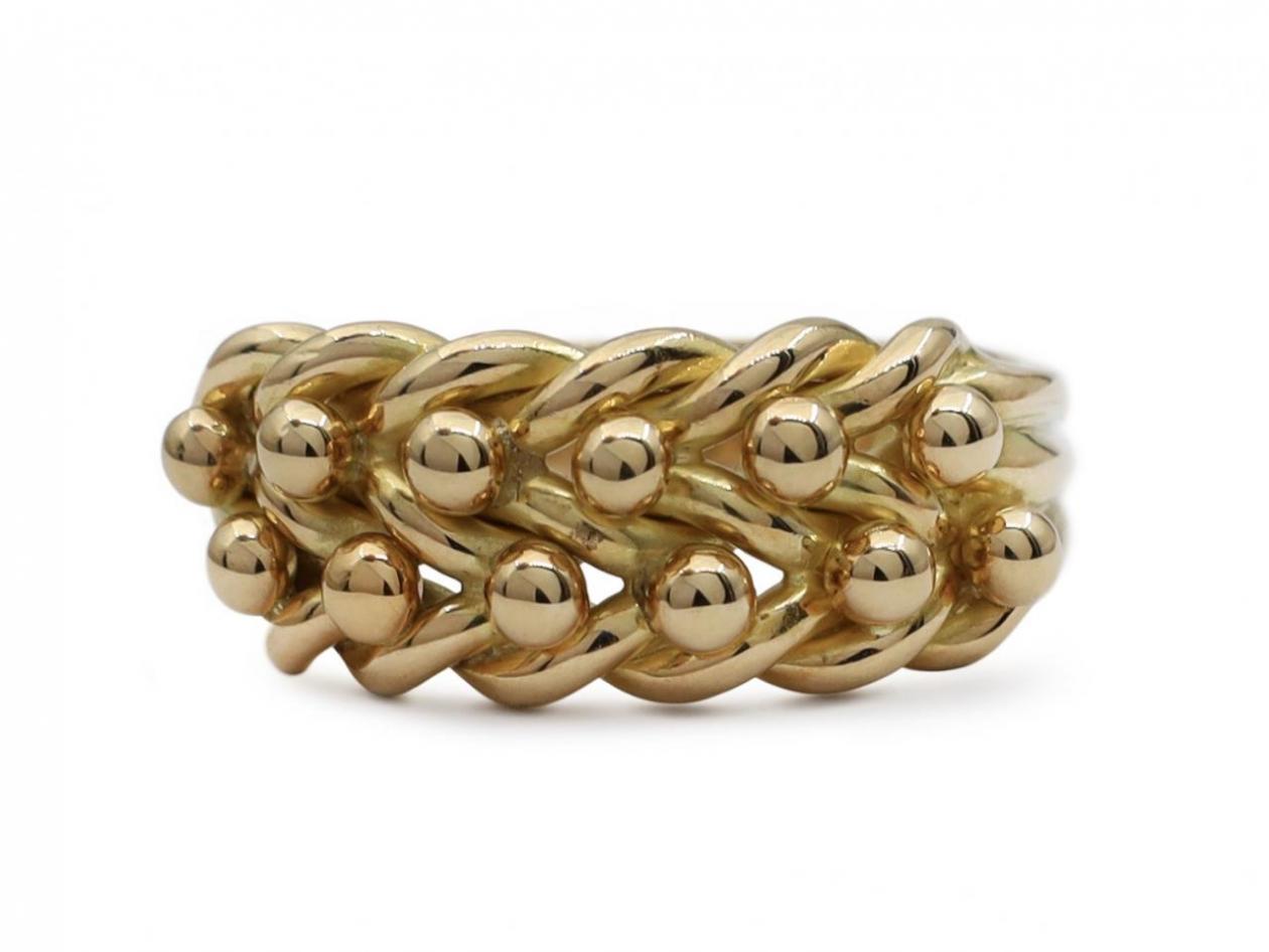 1969 solid keeper ring in 18kt yellow gold