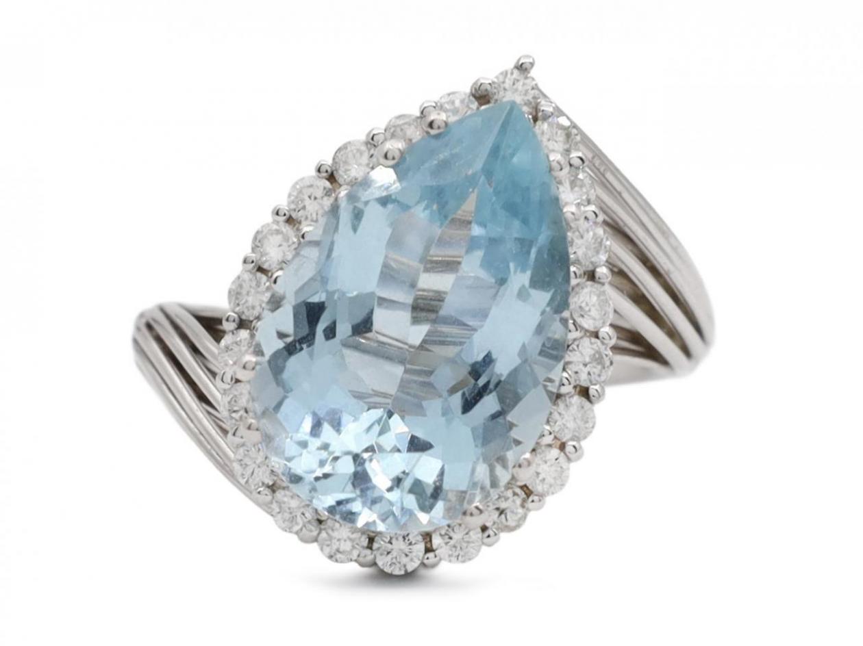 Vintage 8.00ct pear shape aquamarine and diamond cluster ring
