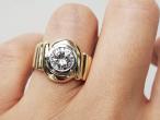 Vintage chunky ribbed 1.30ct diamond solitaire ring in gold