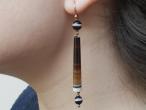 Victorian banded onyx sphere and barrel long drop earrings