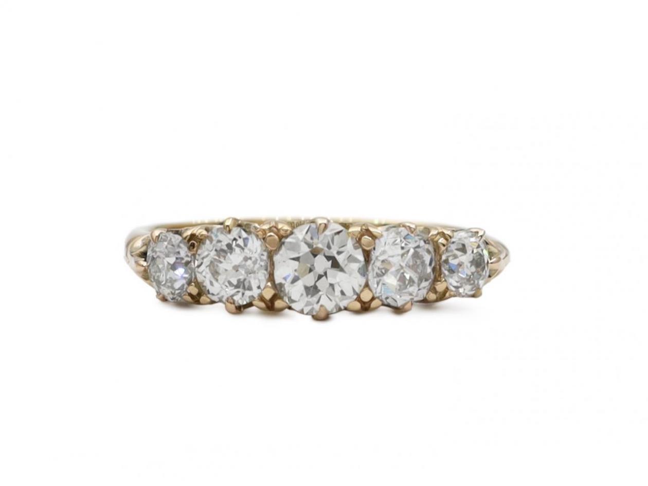 Victorian five stone diamond carved ring in 18kt gold