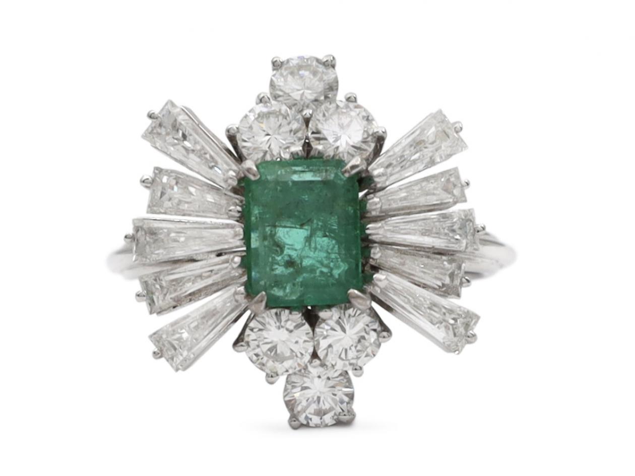 Vintage emerald and diamond fancy cluster ring in white gold