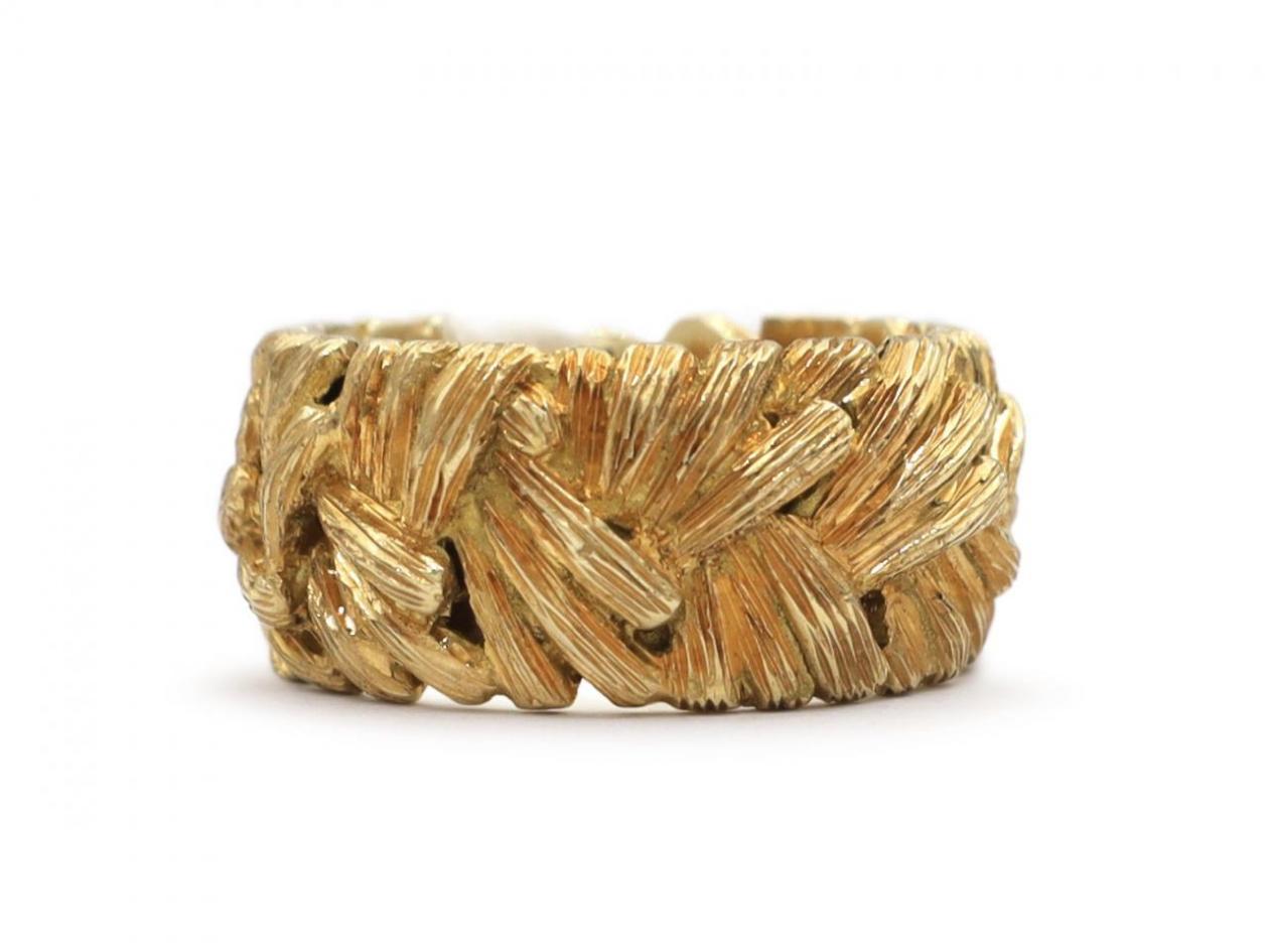 1970s textured feathered wide band ring in 18kt gold
