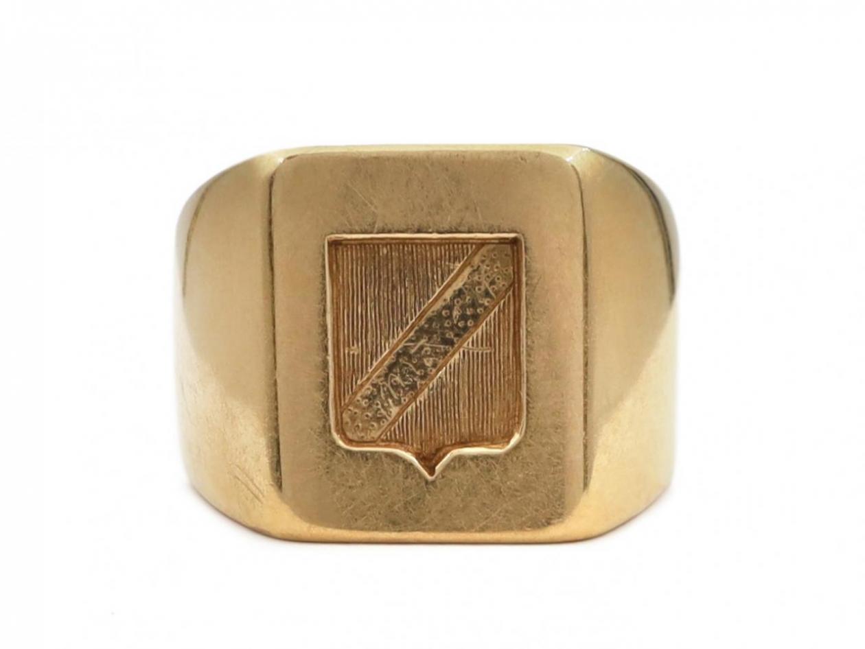 French 1940s heavy rectangular crest intaglio signet ring