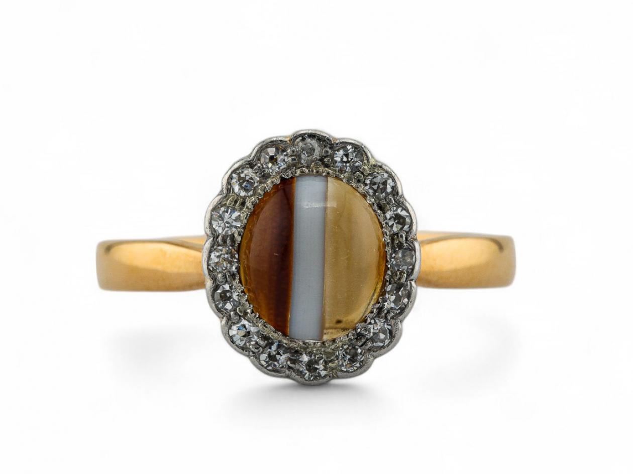 1930s Banded Agate And Diamond Cluster Ring In 15kt Yellow Gold And Platinum
