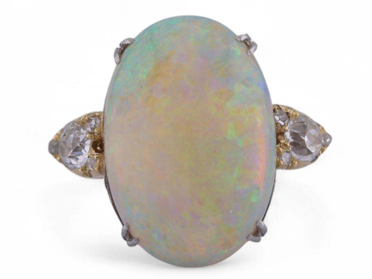 Retro opal solitaire ring with Old Mine cut diamonds in 18kt yellow gold and platinum – Matthew Weldon