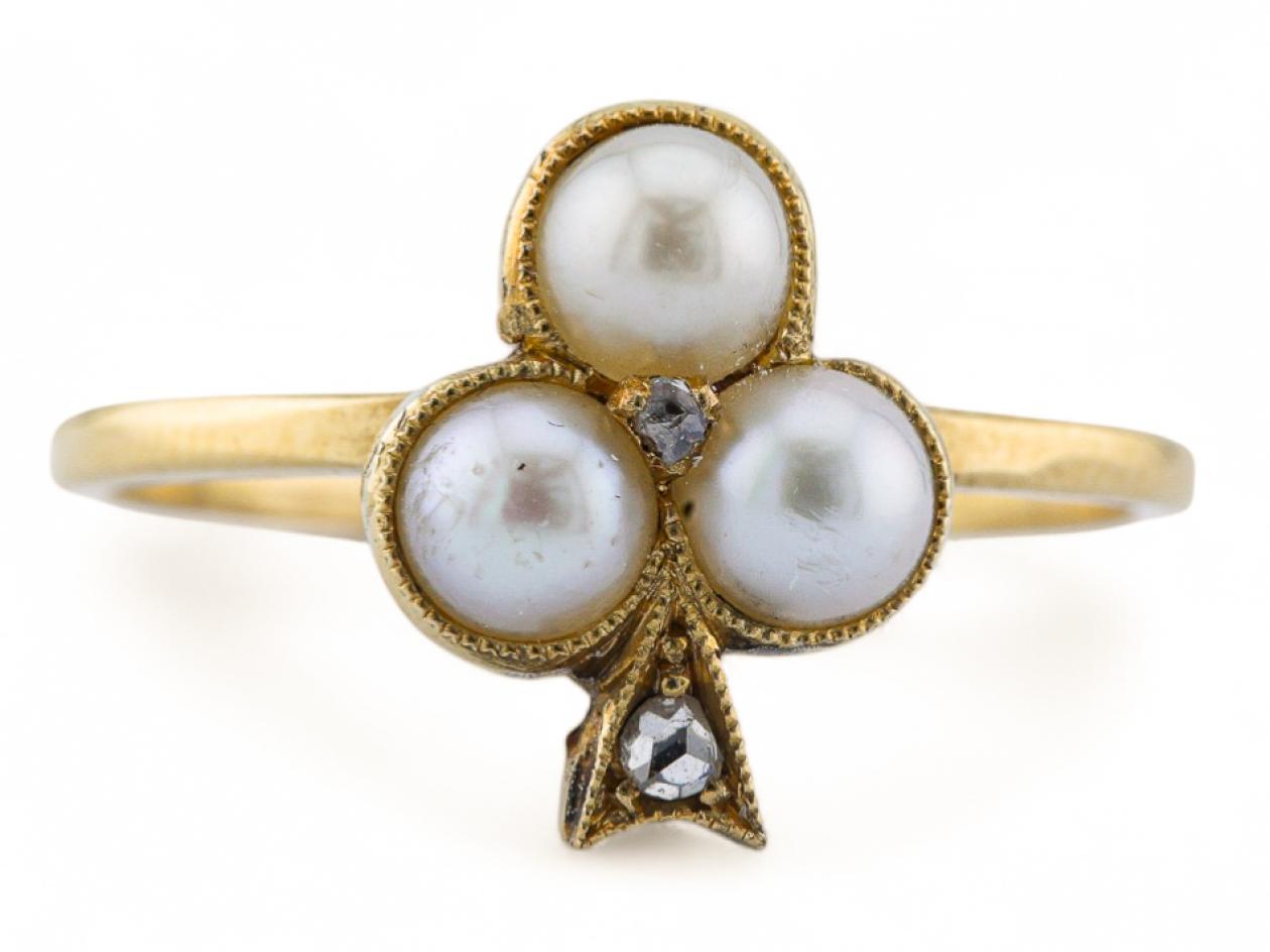 Edwardian Pearl And Rose Cut Diamond Trefoil Ring In 18kt Yellow Gold