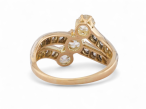 Early Edwardian Three Stone Diamond Twist Ring In Silver On 18kt yellow Gold