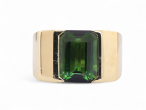 Vintage Italian 18kt yellow gold ring with 3.50ct emerald-cut green tourmaline