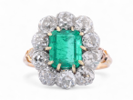 antique emerald and diamond cluster ring in 18kt yellow gold