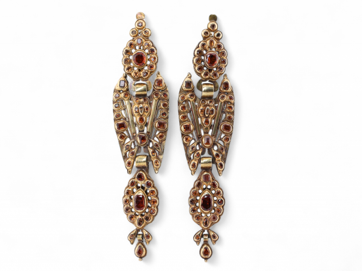 Antique Iberian Hessonite Garnet Set Catalan Earrings In Yellow Gold