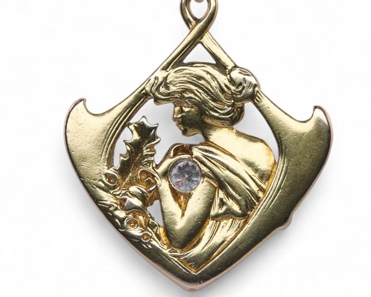 Art Nouveau Diamond Set Pendant Of A Woman In 18kt Yellow Gold By Masriera