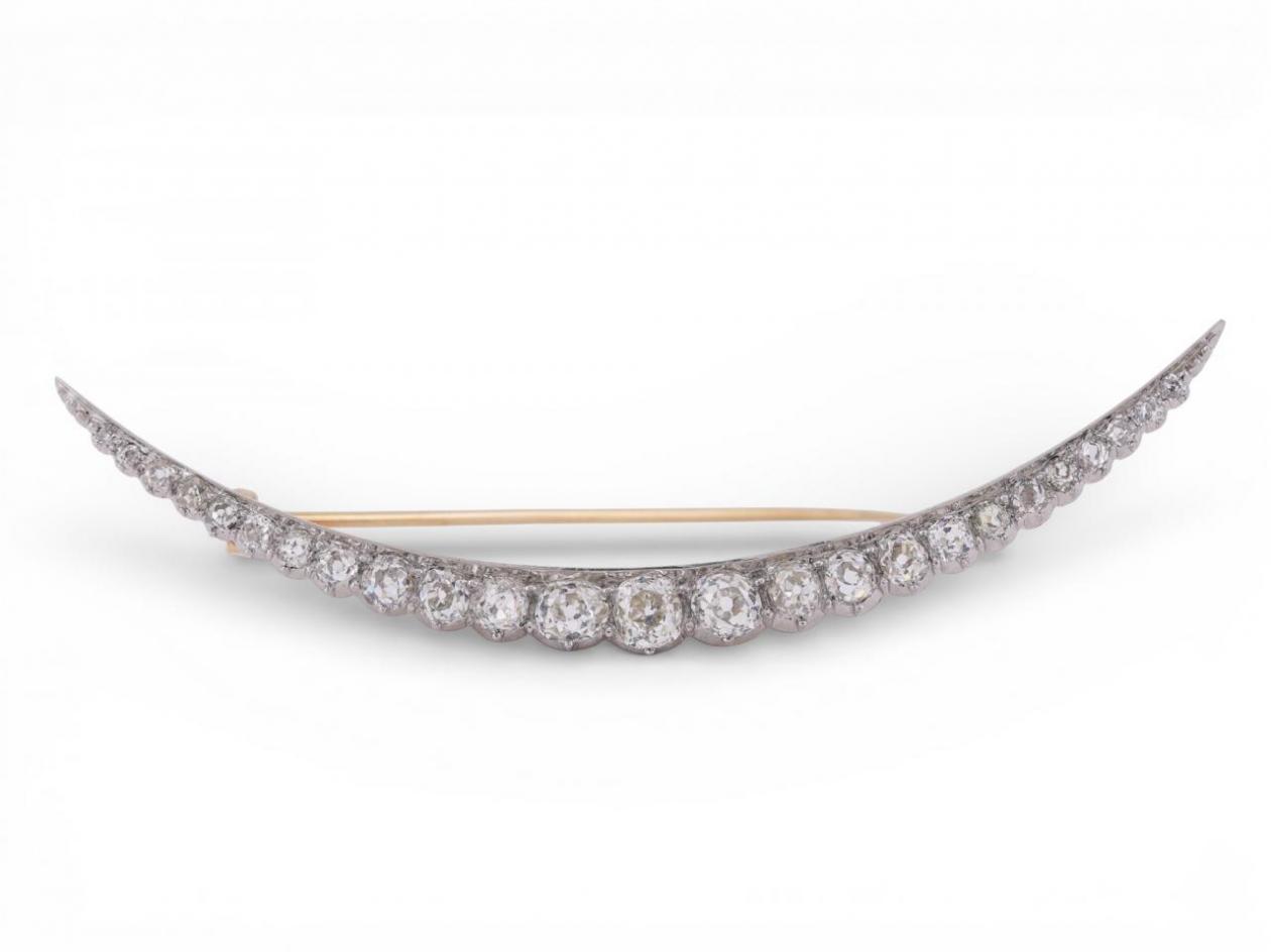 Pickslay &Co Crescent moon diamond brooch