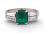 Vintage Emerald and Diamond Ring in 18kt White Gold