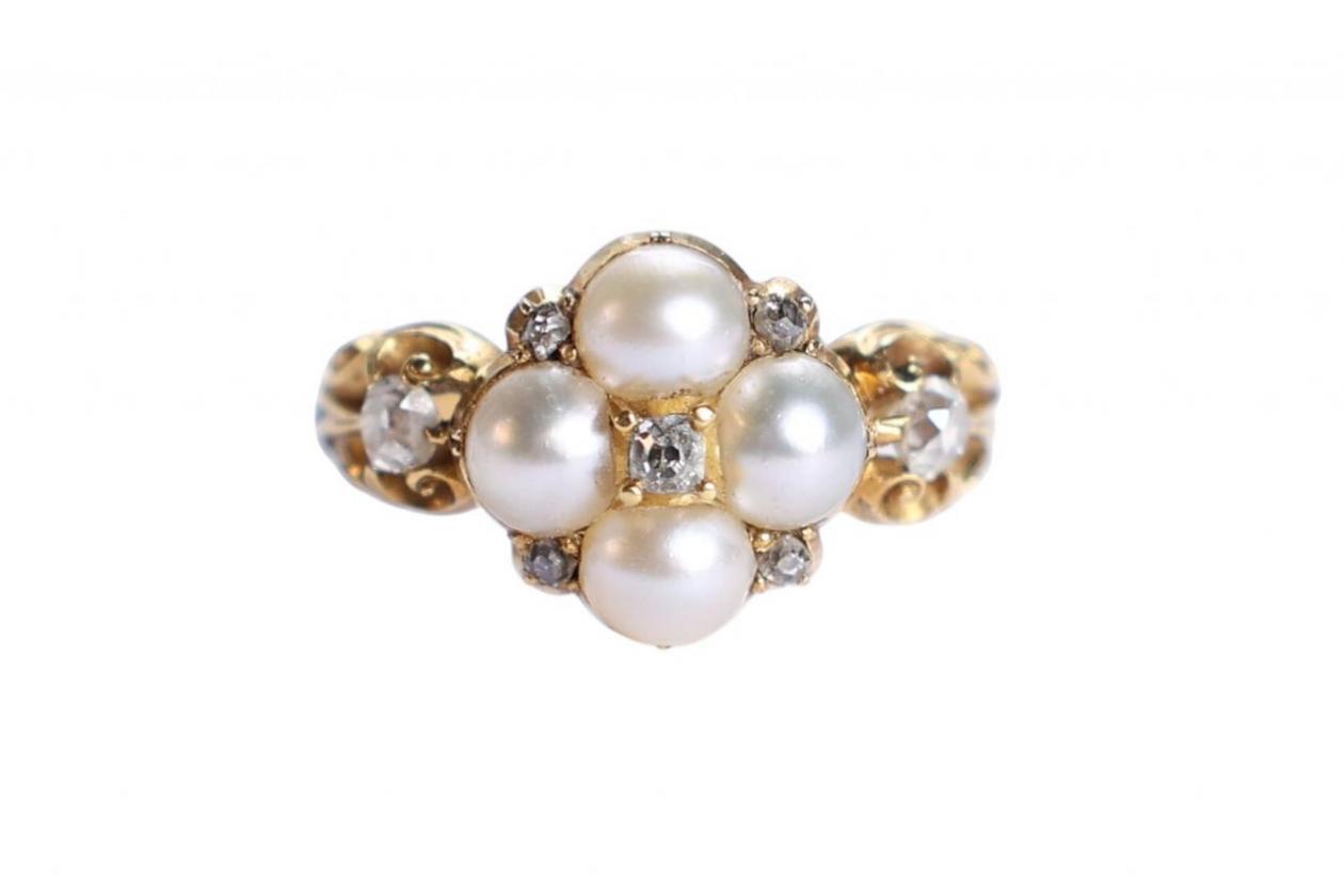 18ct Gold Pearl and Diamond Cluster Ring