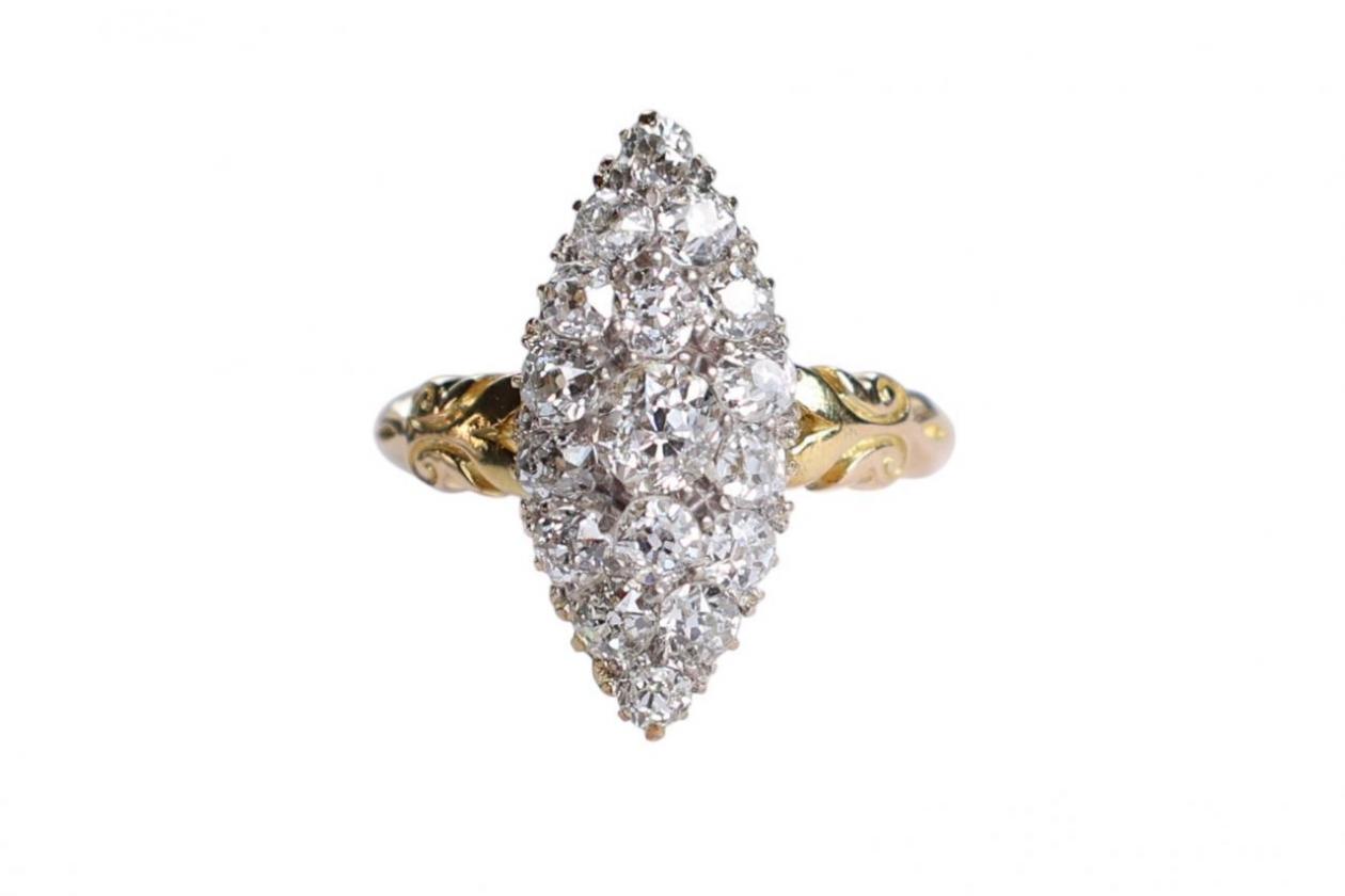 18ct Gold Diamond Marquise Ring