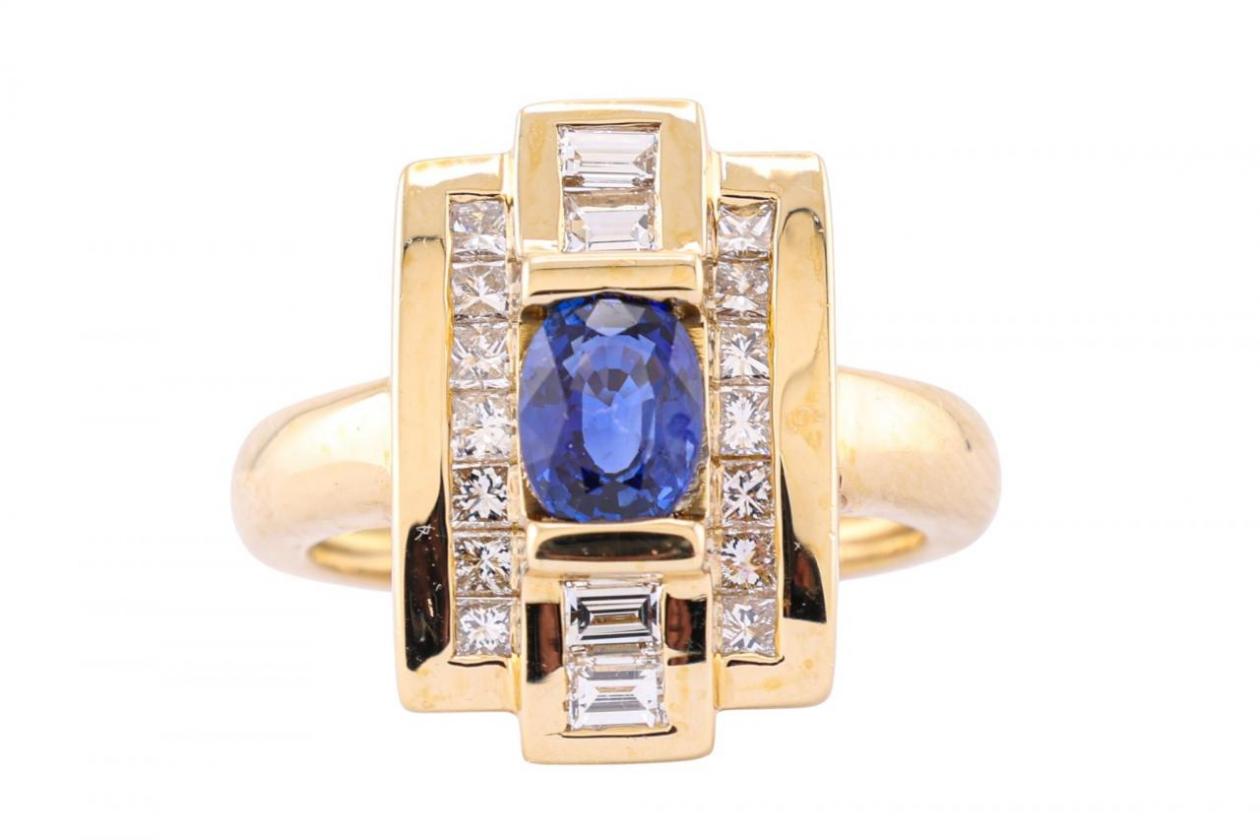 18K YELLOW GOLD SAPPHIRE AND DIAMOND RING