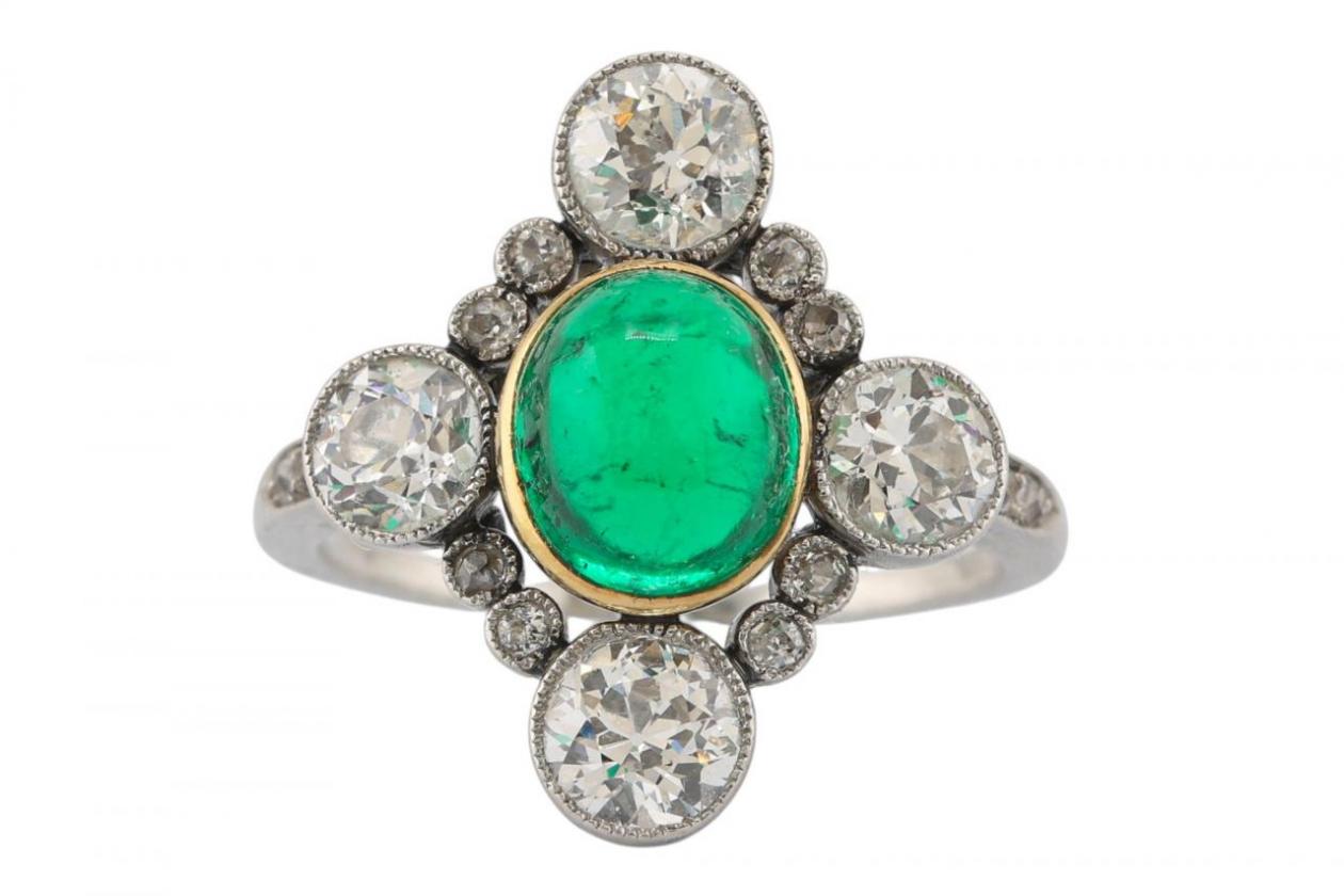 Emerald and diamond ring Circa 1920