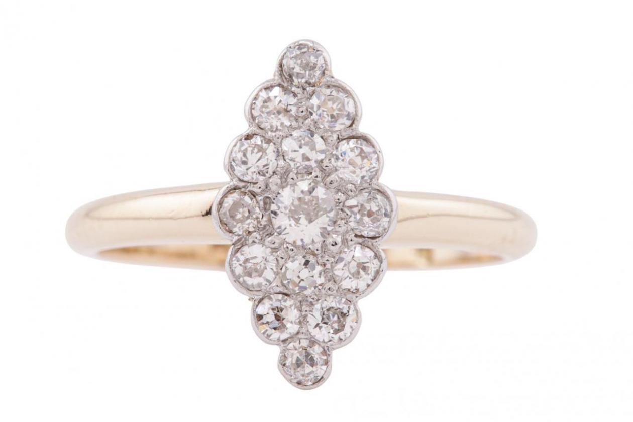 EARLY TWENTIETH CENTURY DIAMOND MARQUISE SHAPE CLUSTER RING