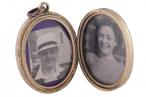 EDWARDIAN AGATE COMPASS LOCKET, CIRCA 1910