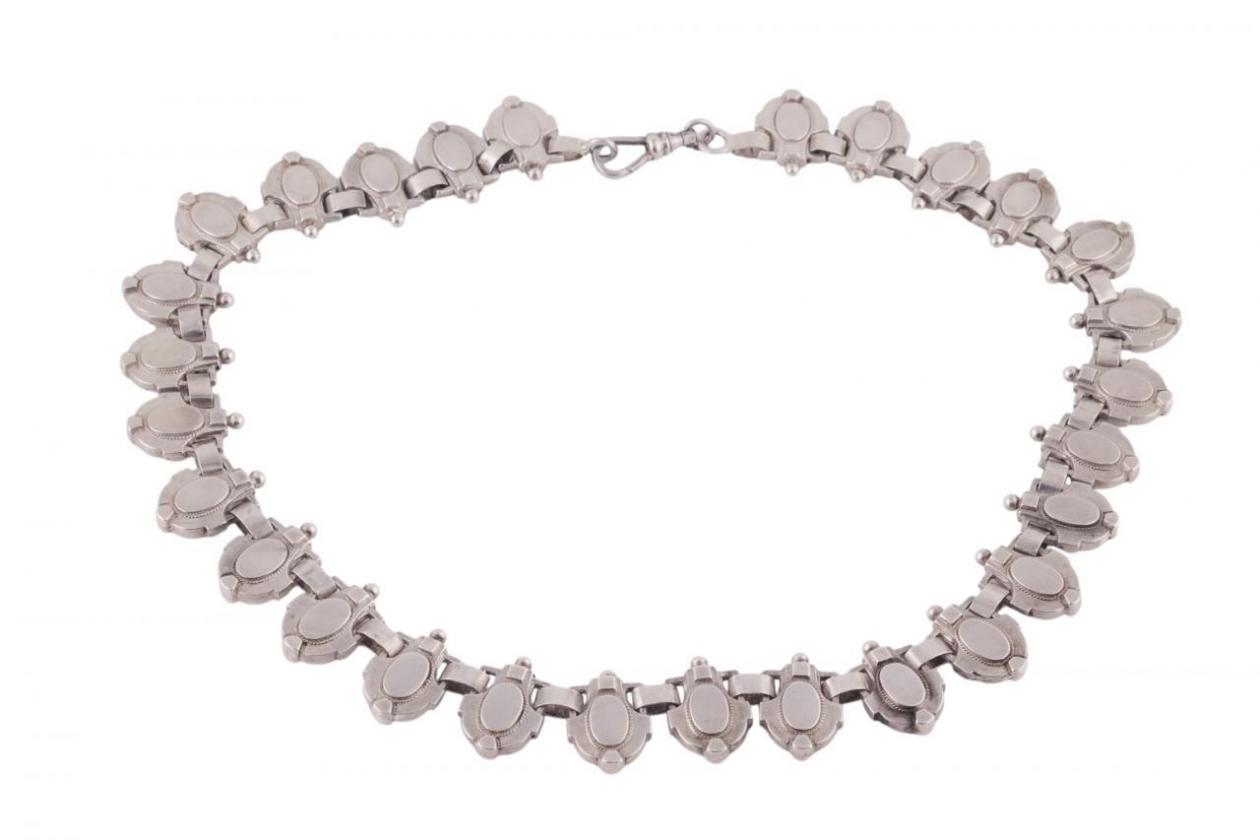 LATE VICTORIAN COLLAR NECKLACE, CIRCA 1880
