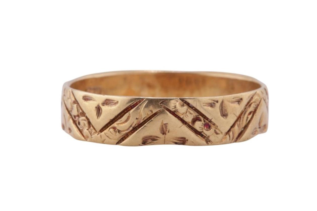 FLORAL MOTIF BAND, 1919