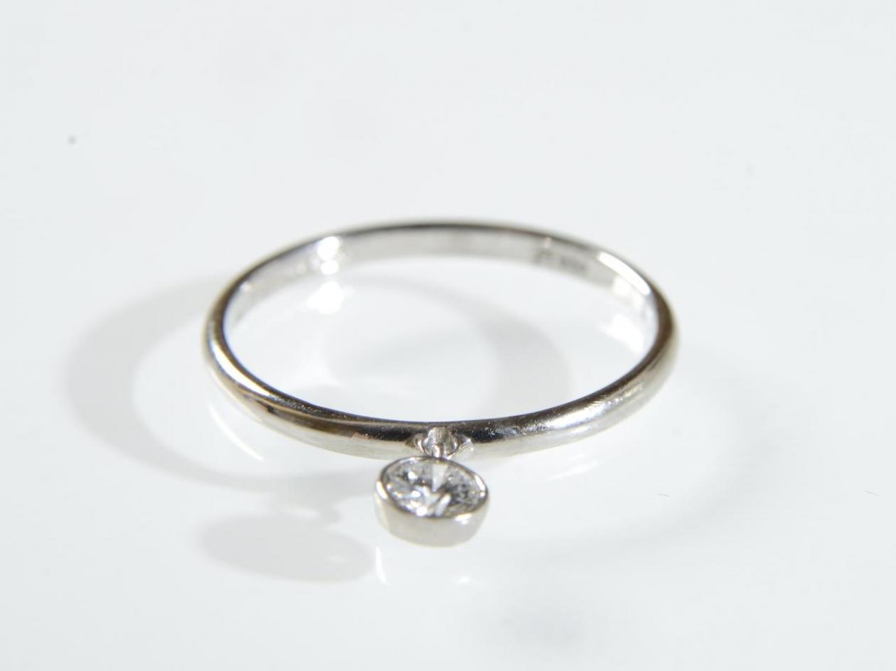 Tiffany & Co. diamond dangle ring in platinum