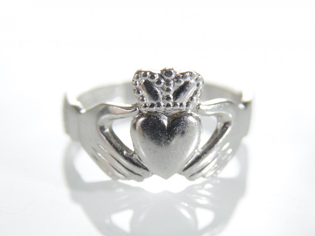 Contemporary Irish platinum Claddagh ring