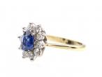 Vintage 18kt yellow gold sapphire and diamond cluster ring