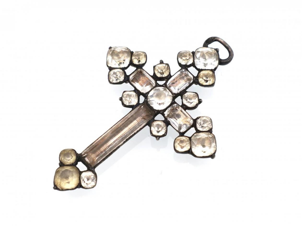 Georgian foiled back rock crystal cross pendant in silver