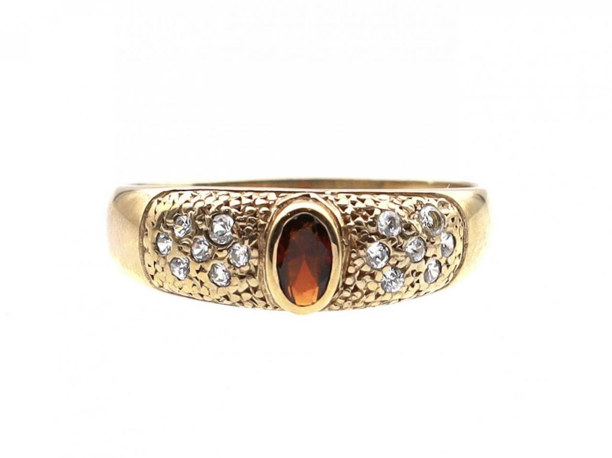 Vintage 9kt yellow gold garnet and cubic zirconia dress ring