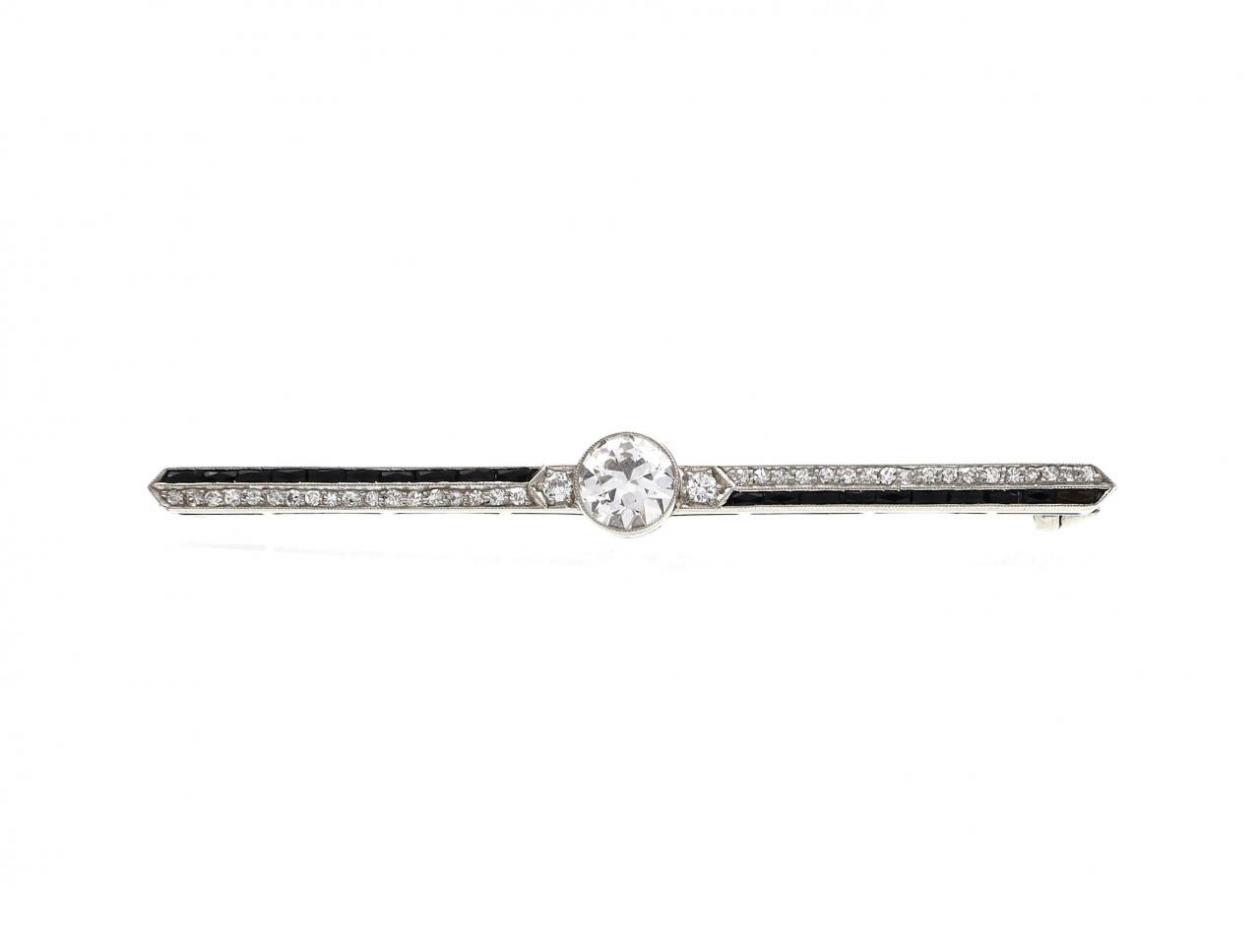Art Deco diamond and onyx bar brooch in platinum