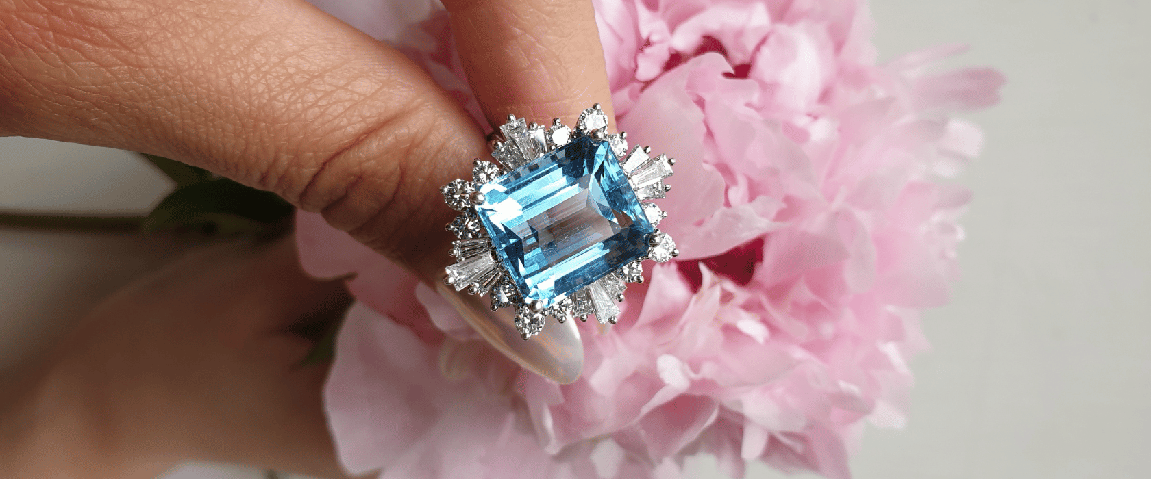 Vintage-Aquamarine-Ring-Courtville-Small-Banner