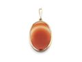 Vintage oval double sided banded agate pendant in yellow gold