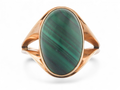 1970s malachite cabochon dress ring in 9kt yellow gold with openwork setting – Matthew Weldon