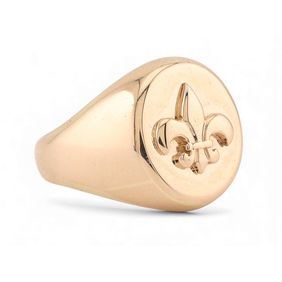 Vintage French Fleur De Lis Oval Signet Ring In 18kt Yellow Gold
