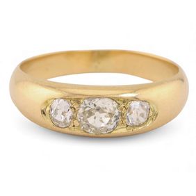 Antique Three Stone Diamond Ring In 18kt Yellow Gold