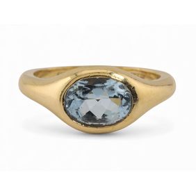 Vintage Solitaire Aquamarine East To West Bezel Set Ring in 18kt Yellow Gold
