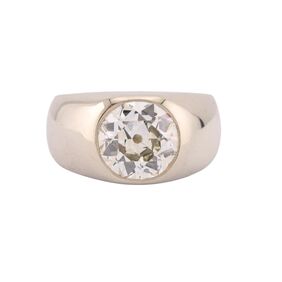 OLD EUROPEAN DIAMOND SOLITAIRE RING, CIRCA 1970
