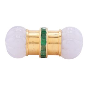 EMERALD AND CHALCEDONY COCKTAIL RING