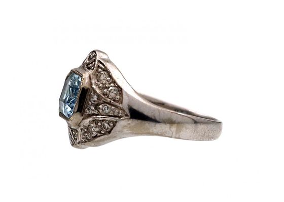 Vintage Aquamarine & Diamond Cluster Ring in 18kt White Gold