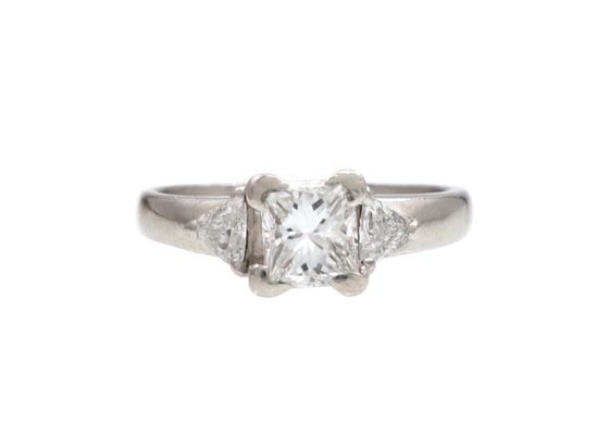 Princess cut diamond solitaire engagement ring in platinum