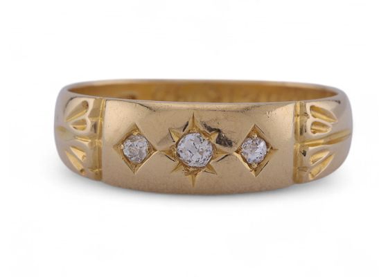 1891 diamond three stone gypsy ring in 18kt gold | Courtville Antiques