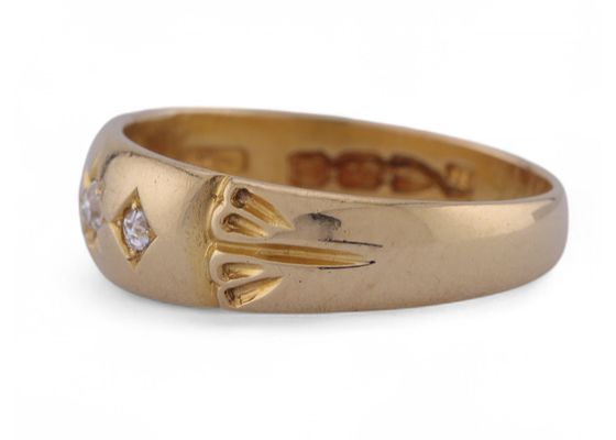 1891 diamond three stone gypsy ring in 18kt gold | Courtville Antiques
